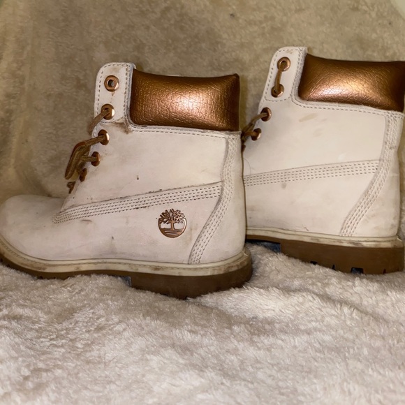 Timberland women’s boots - Picture 2 of 5